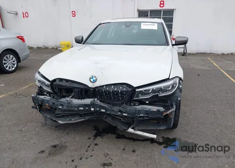 2022 BMW 3 Series M340I xDrive z USA, uszkodzony, nr VIN 3MW5U9J04N8C25156